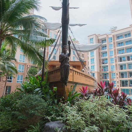 Atlantis Pattaya High Service Джомтьен Экстерьер фото