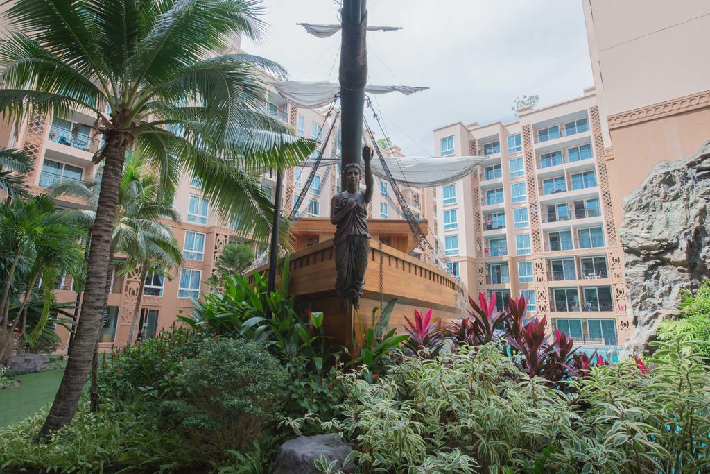 Atlantis Pattaya High Service Джомтьен Экстерьер фото
