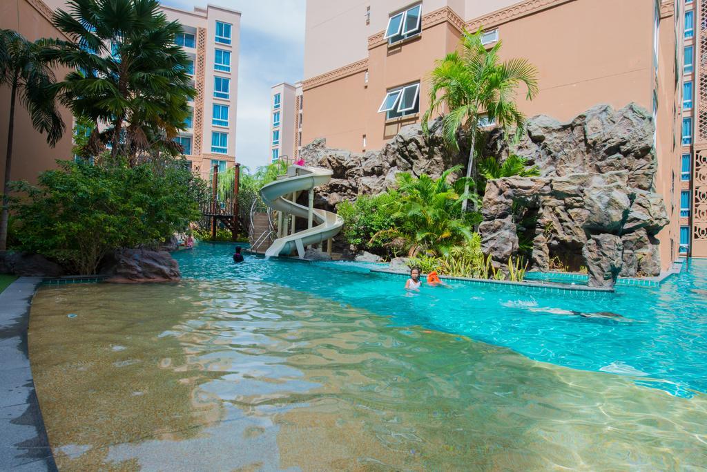 Atlantis Pattaya High Service Джомтьен Экстерьер фото