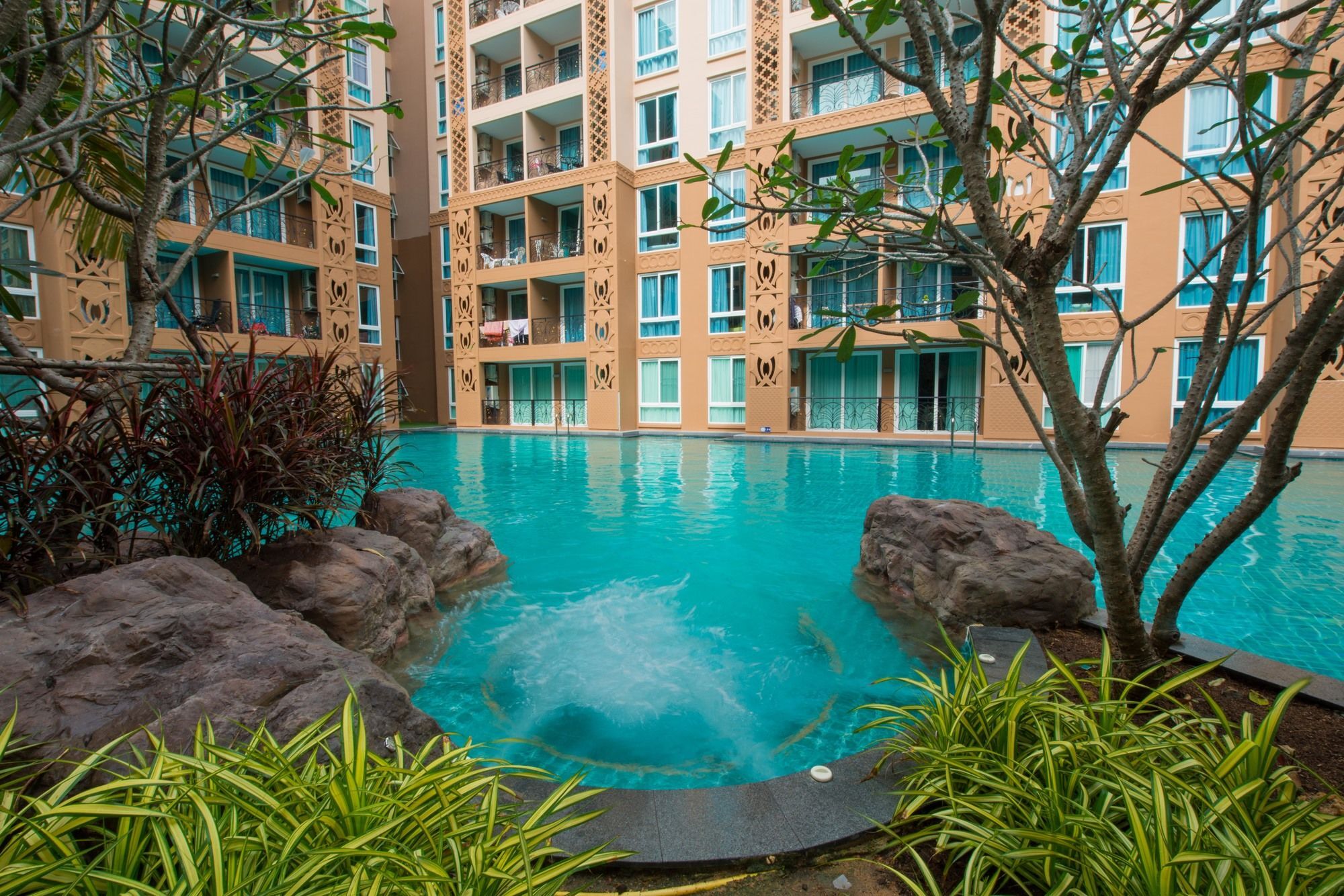 Atlantis Pattaya High Service Джомтьен Экстерьер фото